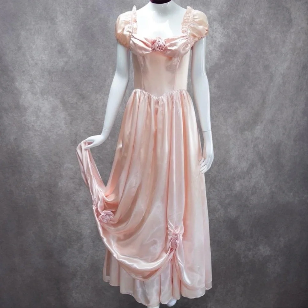 Vintage Gunne Sax 1970s Dress by Jessica Mcclintock, waist ~25” - Picture 3 of 12